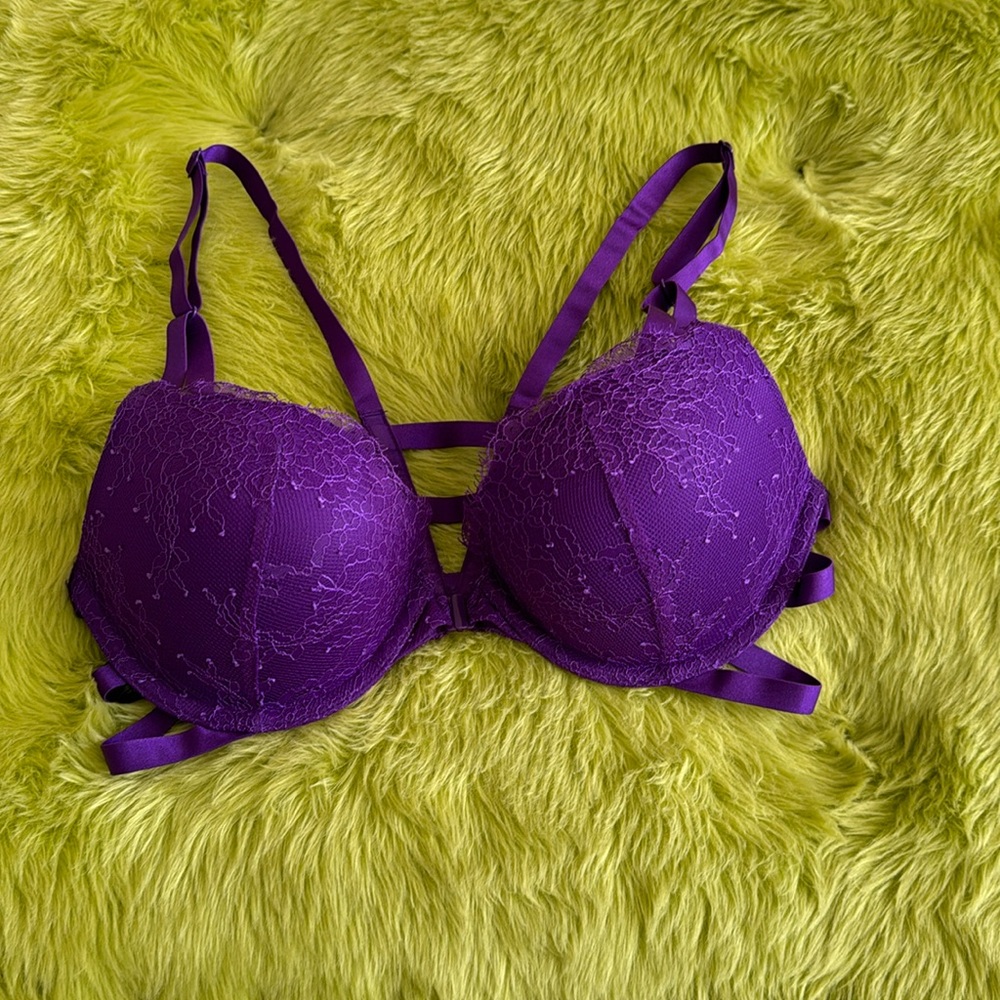 Victoria’s Secret push up bra